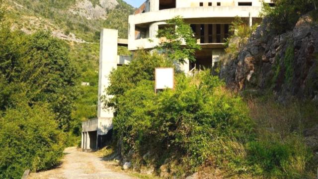 Kuća, Petosoban i veći, Prodaja, 700m2, Buljarica