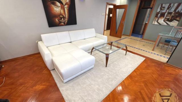 Stan, Dvosoban, Izdavanje, 70m2, Palata pravde, Savski venac, Sarajevska