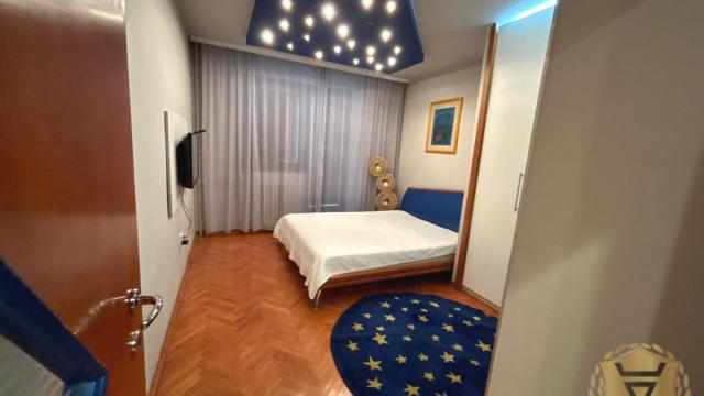 Stan, Dvosoban, Izdavanje, 70m2, Palata pravde, Savski venac, Sarajevska