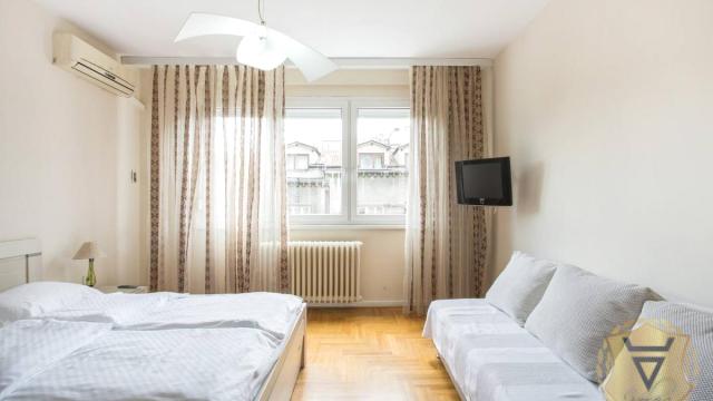 Stan, Dvosoban, Izdavanje, 50m2, Centar, Stari grad, Svetogorska
