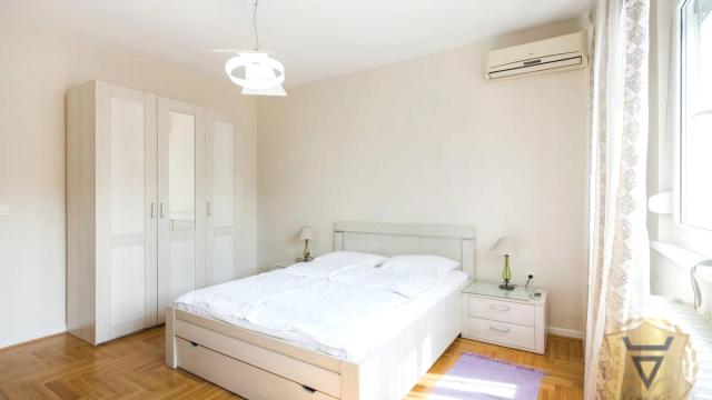 Stan, Dvosoban, Izdavanje, 50m2, Centar, Stari grad, Svetogorska