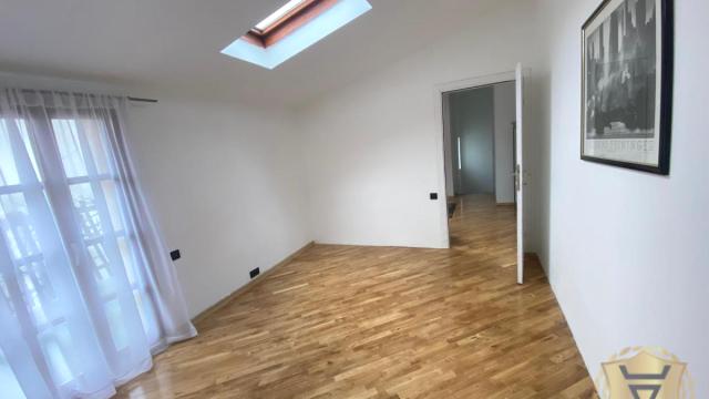 Kuća, četvorosoban, Izdavanje, 150m2, Autokomanda, Voždovac, Rucovićeva