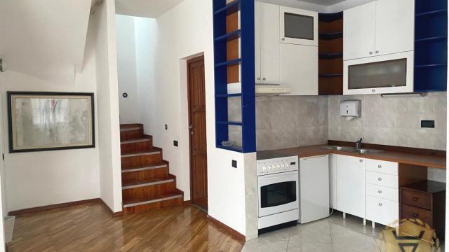 Kuća, četvorosoban, Izdavanje, 150m2, Autokomanda, Voždovac, Rucovićeva
