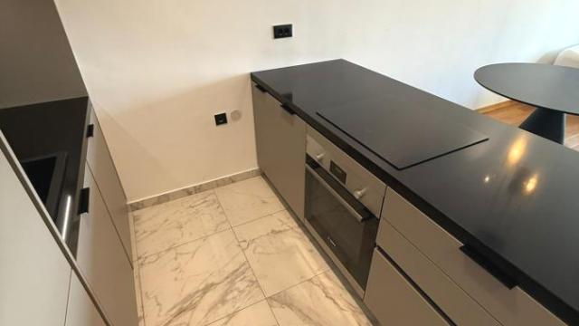 Stan, Troiposoban, Izdavanje, 80m2, Južni bulevar, Vračar, Gospodara Vučića