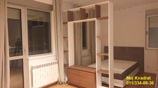 Stan, četvorosoban, Izdavanje, 180m2, Ada Ciganlija, Čukarica, Nodilova