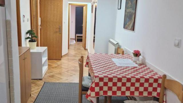 Stan, Dvoiposoban, Izdavanje, 65m2, Banovo brdo, Čukarica, Udbinska