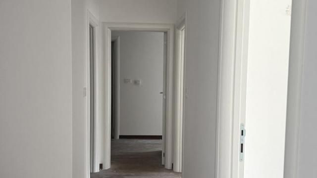Stan, četvorosoban, Izdavanje, 100m2, Čubura, Vračar, Sazonova