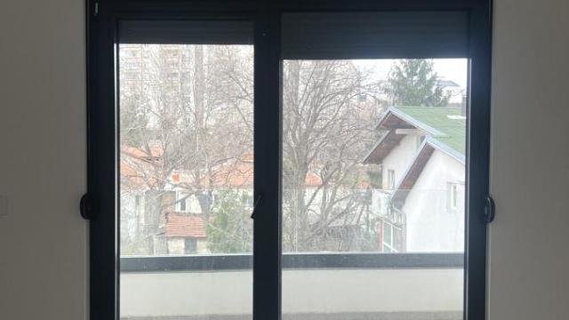 Stan, četvorosoban, Izdavanje, 100m2, Čubura, Vračar, Sazonova