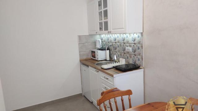 Stan, Jednoiposoban, Izdavanje, 40m2, Palata pravde, Savski venac, Sarajevska