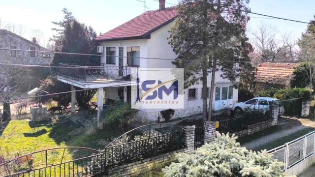 Kuća, Petosoban, Prodaja, 150m2, Barajevo (mesto), Barajevo, Beograd