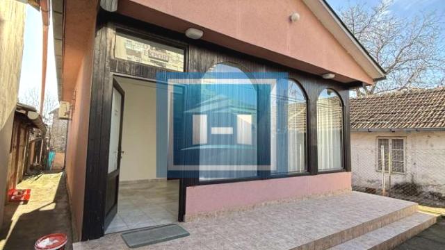 Poslovni prostor, Dvosoban, Prodaja, 66m2, Centar, Gradska lokacija, Ćuprija