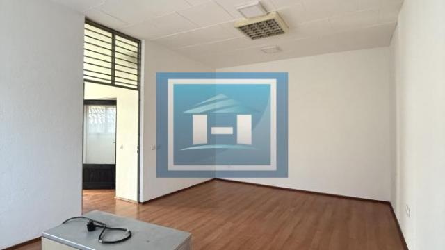 Poslovni prostor, Dvosoban, Prodaja, 66m2, Centar, Gradska lokacija, Ćuprija