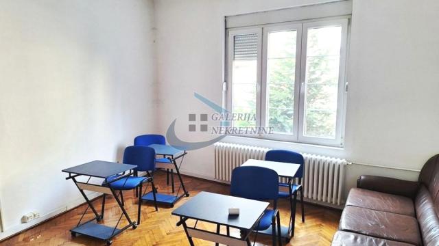 Stan, četvorosoban, Izdavanje, 95m2, Autokomanda, Voždovac, Mitropolita Stratimirovića