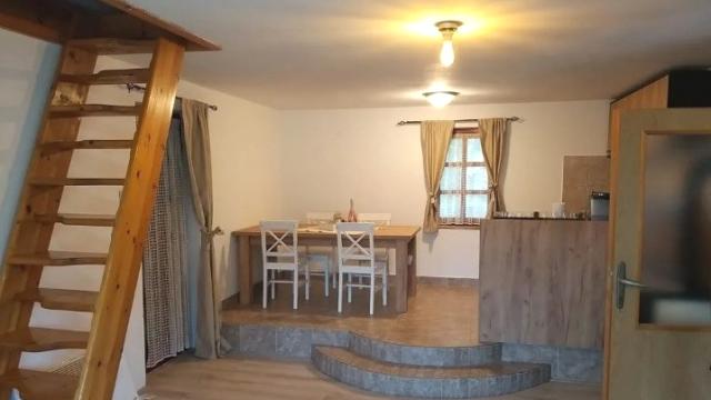 Kuća, Trosoban, Prodaja, 150m2, Kaludjerske bare