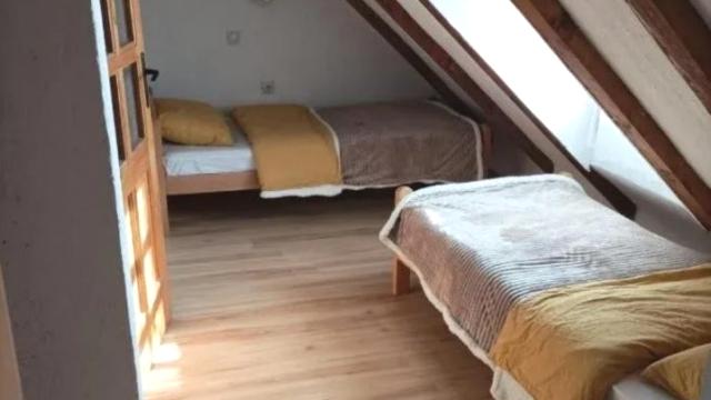 Kuća, Trosoban, Prodaja, 150m2, Kaludjerske bare