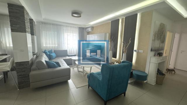 Stan, četvorosoban, Prodaja, 90m2, Centar, Gradska lokacija, Ćuprija