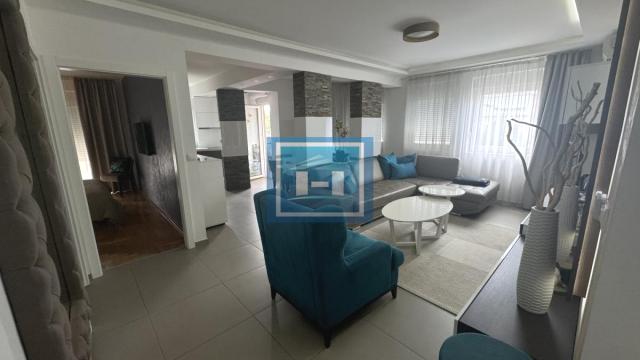 Stan, četvorosoban, Prodaja, 90m2, Centar, Gradska lokacija, Ćuprija