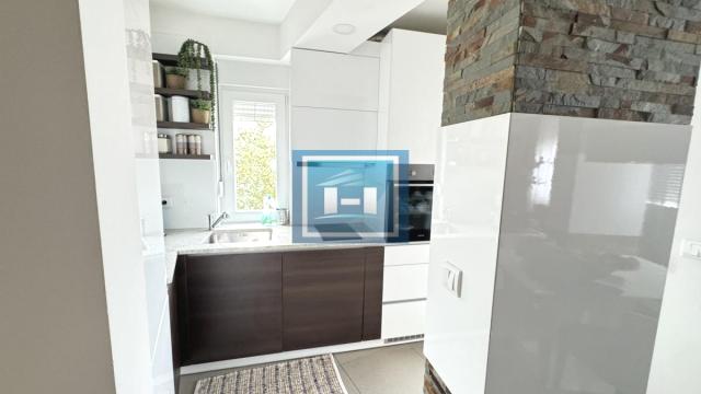 Stan, četvorosoban, Prodaja, 90m2, Centar, Gradska lokacija, Ćuprija