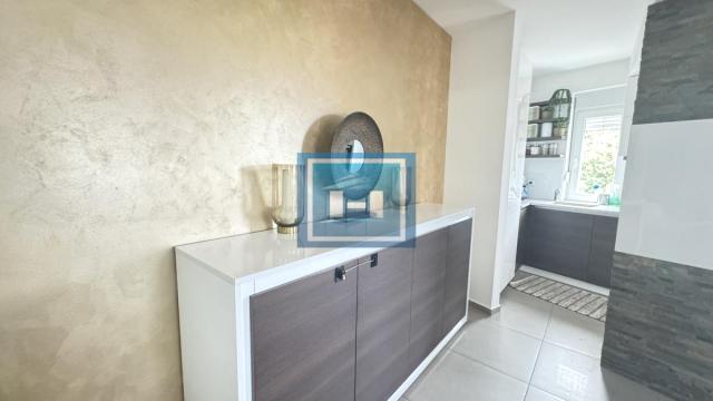 Stan, četvorosoban, Prodaja, 90m2, Centar, Gradska lokacija, Ćuprija