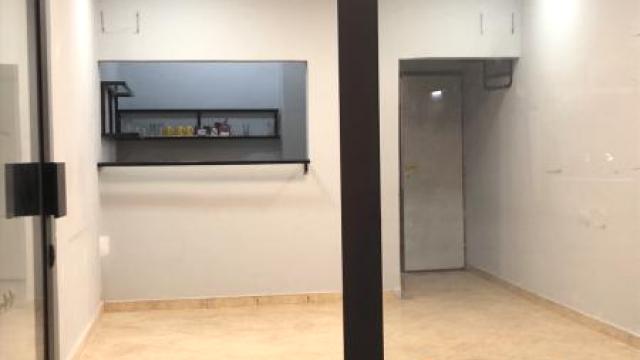 Poslovni prostor, Izdavanje, 32m2, Centar, Gradska lokacija, Jagodina