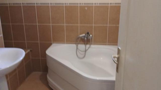 Kuća, Trosoban, Izdavanje, 84m2, Banovo brdo, Čukarica, Mira Popare