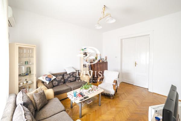 prodaja, stanova,
beograd, 810670, dvoiposoban-trg-politika