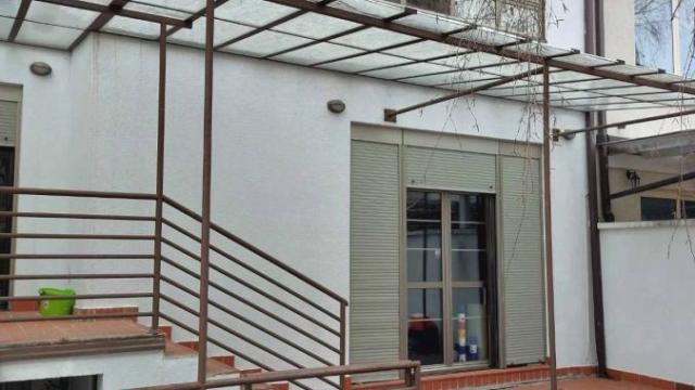 Kuća, Petosoban, Izdavanje, 300m2, Banovo brdo, Čukarica, Kneza Višeslava