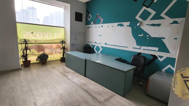 Poslovni prostor, Dvosoban, Izdavanje, 75m2, Ekonomski fakultet, Savski venac, Karađorđeva