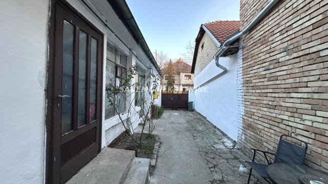 Kuća, četvorosoban, Prodaja, 142m2, Mlake, Gradska lokacija, Sombor