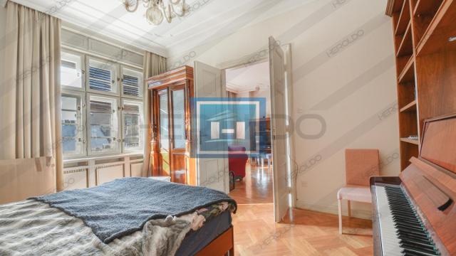 Stan, četvorosoban, Prodaja, 150m2, Topličin venac, Stari grad, Beograd