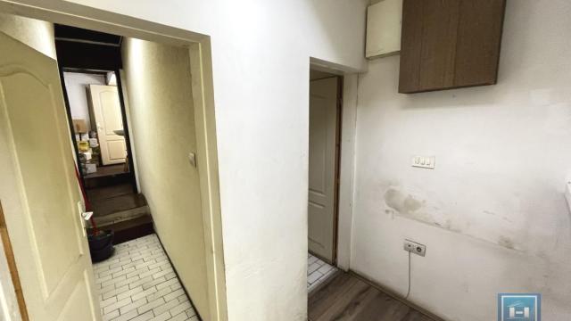 Poslovni prostor, Jednosoban, Izdavanje, 36m2, Centar, Gradska lokacija, Jagodina
