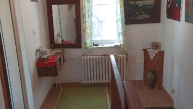 Kuća, Petosoban, Prodaja, 175m2, Stari Banovci, Okolno mesto, Vikend naselje