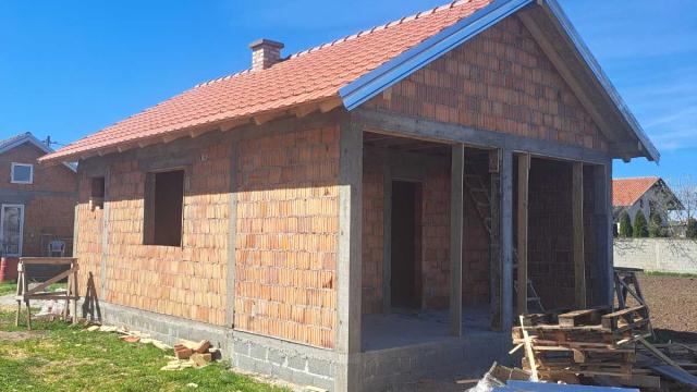 Kuća, Petosoban, Prodaja, 120m2, Njegoseva