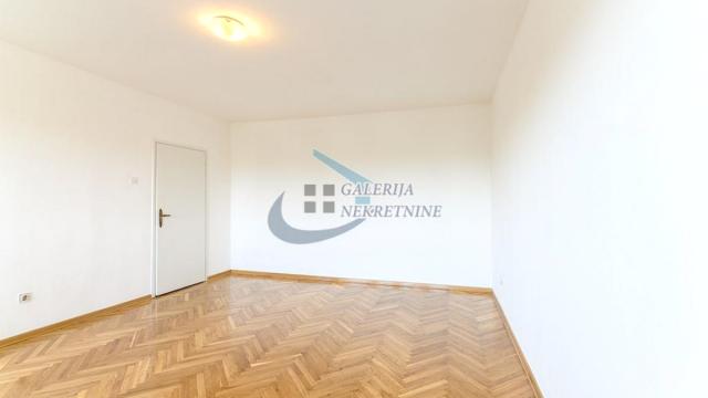 Stan, Dvoiposoban, Prodaja, 68m2, Medaković 2, Voždovac, Radovana Simića Cige