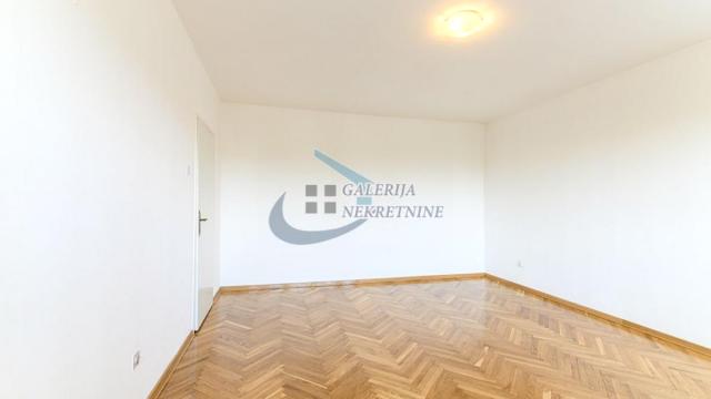 Stan, Dvoiposoban, Prodaja, 68m2, Medaković 2, Voždovac, Radovana Simića Cige