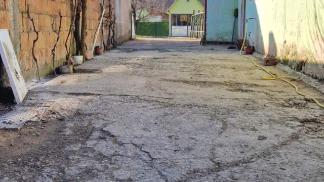 Kuća, četvorosoban, Prodaja, 153m2, Krčedin, Okolno mesto, Jovana Vuksana