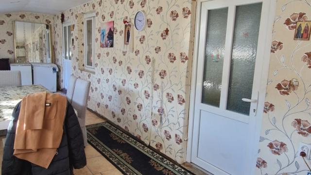 Kuća, četvorosoban, Prodaja, 153m2, Krčedin, Okolno mesto, Jovana Vuksana