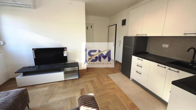 Stan, Dvosoban, Izdavanje, 30m2, Ugrinovačka, Zemun, Banatska