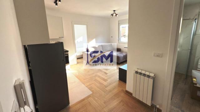 Stan, Dvosoban, Izdavanje, 30m2, Ugrinovačka, Zemun, Banatska