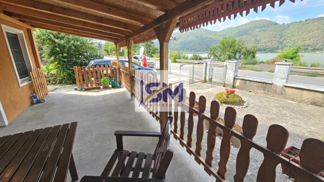 Kuća, Petosoban, Prodaja, 200m2, Brnjica, Okolno mesto, Golubac