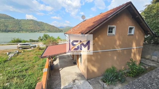 Kuća, Petosoban, Prodaja, 200m2, Brnjica, Okolno mesto, Golubac