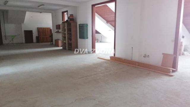 Poslovni prostor, Prodaja, 2000m2, Širi centar, Gradska lokacija, Ada