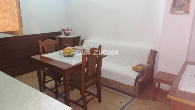Poslovni prostor, Prodaja, 2000m2, Širi centar, Gradska lokacija, Ada