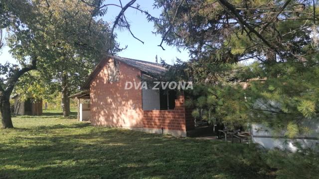 Kuća, Dvosoban, Prodaja, 40m2, Bačko Gradište, Okolno mesto, Bečej