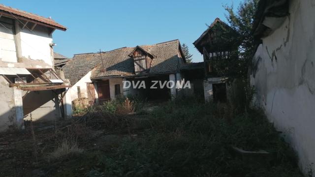 Kuća, Prodaja, 330m2, Futog, Novi Sad, Novi Sad