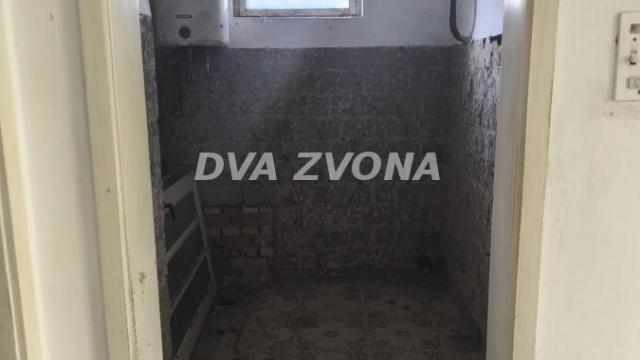 Kuća, Prodaja, 333m2, Širi centar, Gradska lokacija, Srbobran