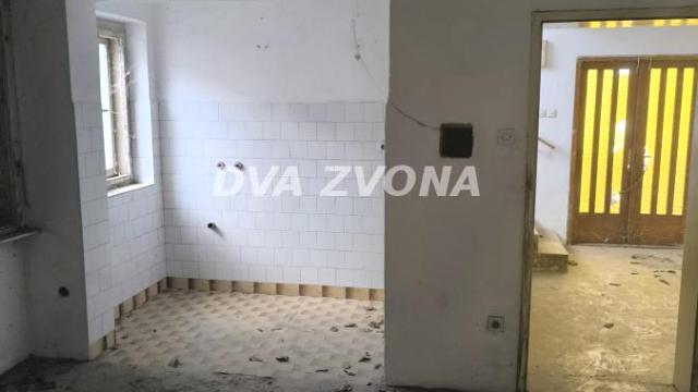 Kuća, Prodaja, 333m2, Širi centar, Gradska lokacija, Srbobran