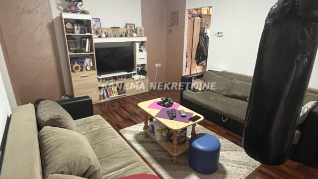 Stan, Trosoban, Prodaja, 66m2, Selenča, Gradska lokacija, Sombor