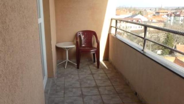 Stan, Dvosoban, Izdavanje, 65m2, Centar, Gradska lokacija, Ćuprija
