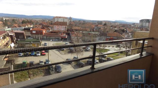 Stan, Dvosoban, Izdavanje, 65m2, Centar, Gradska lokacija, Ćuprija
